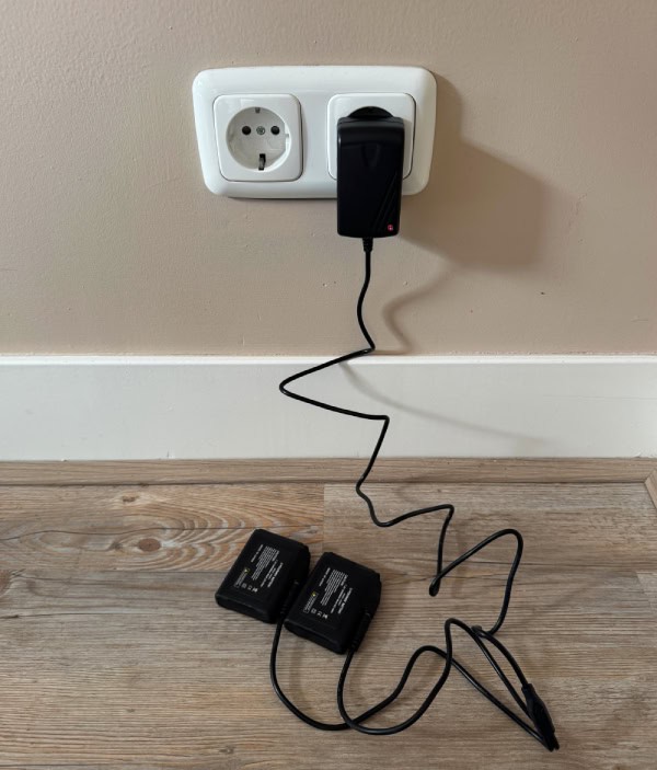 Opladen van lithium-ion batterijen voor verwarmde handschoenen